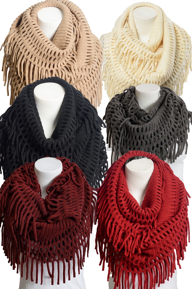 Chenille Tassel Infinity Scarf – Cozy Knit Design