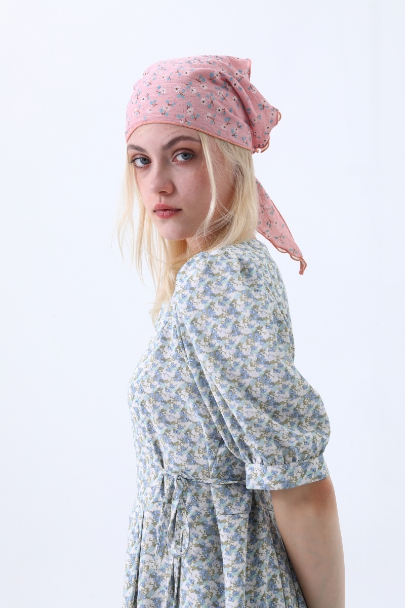 Floral print cotton bandana scarf versatile head and neck accessory