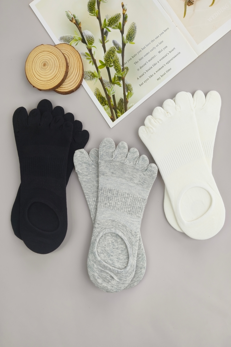 Men cotton anti slip five toe no show socks