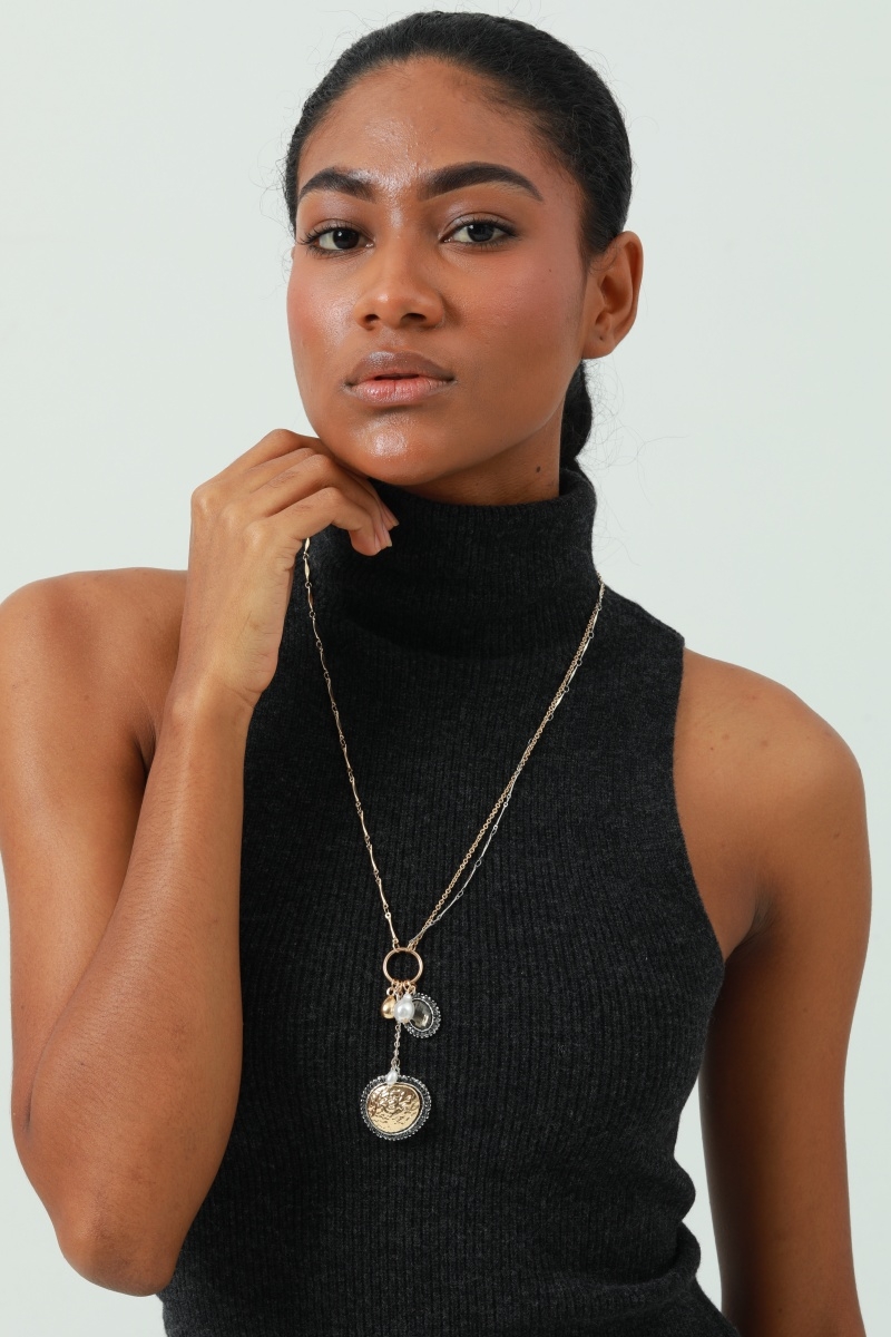 New multielement pearl pendant necklace for women