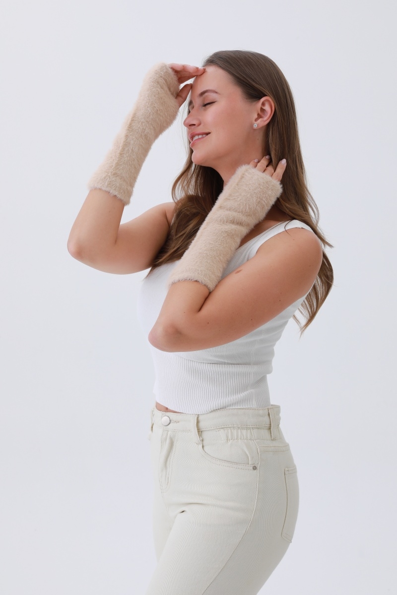 Solid color arm warmers     cozy and stylish for winter texting