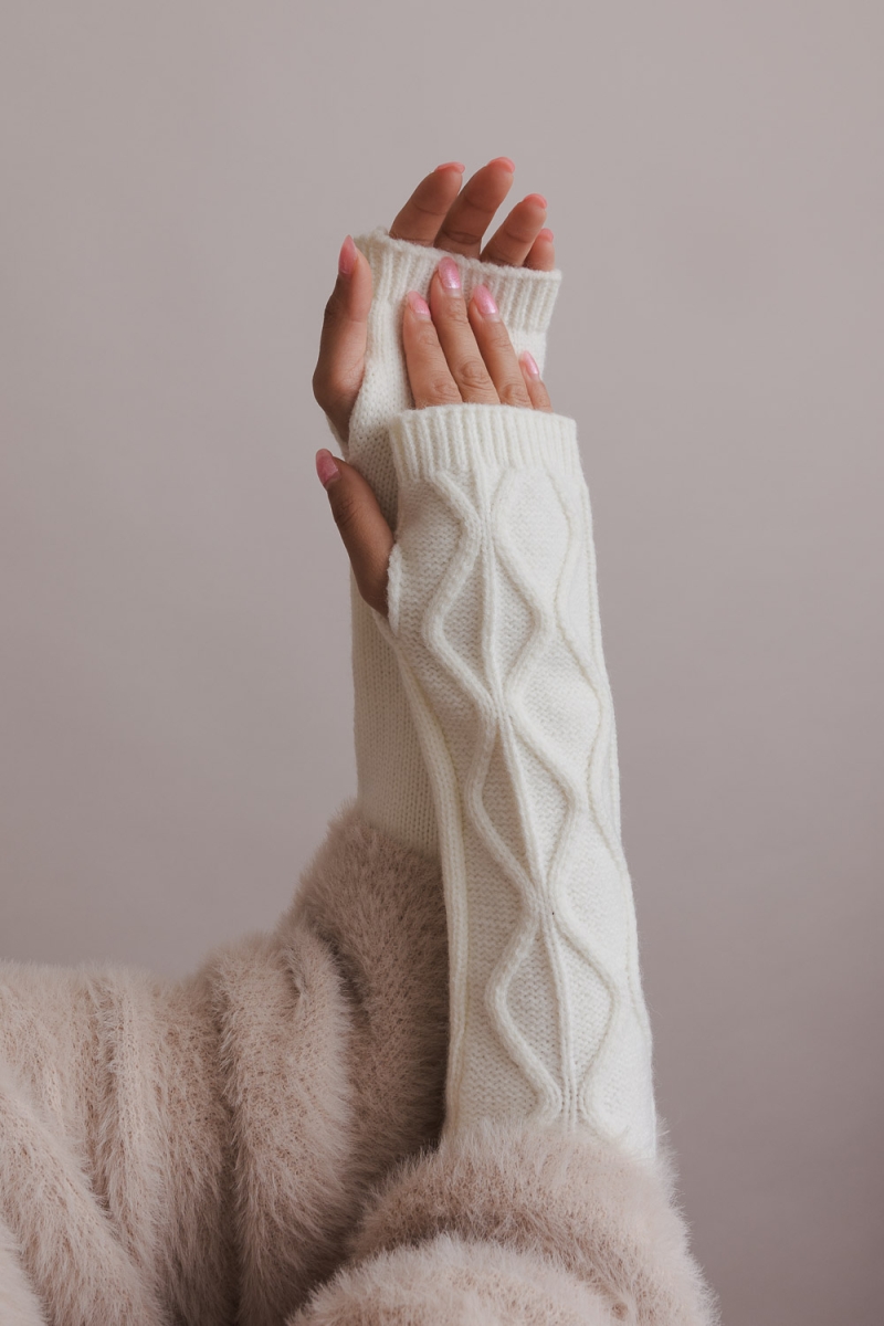 timeless aran pattern knit arm warmer winter accessory maroon