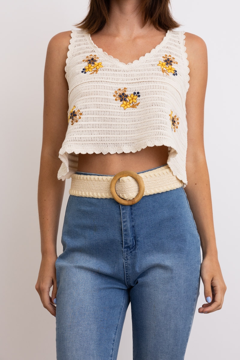 Whipstitch raffia belt with wooden round buckle  1