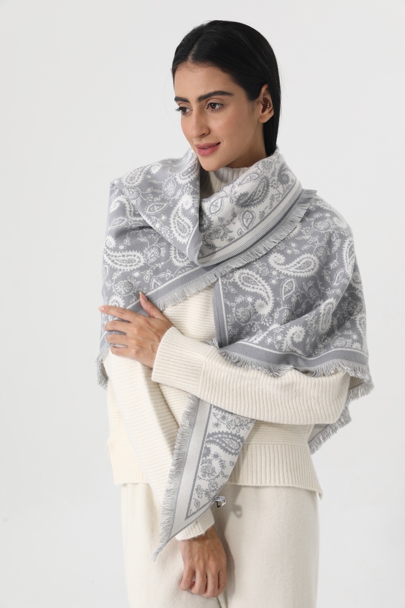 Women paisley print tassel triangle scarf warm multiuse shawl wrap