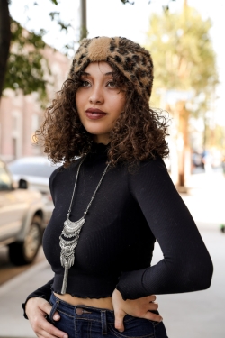 Faux Mohair Leopard Bow Headwrap – Soft & Stylish Hair Accessory