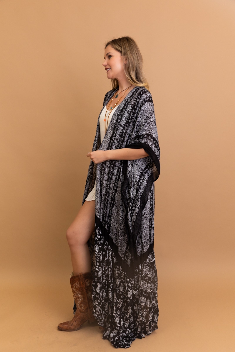 Elegant black kimono with intricate paisley bohemian design, perfect for layering or as a chic accessory