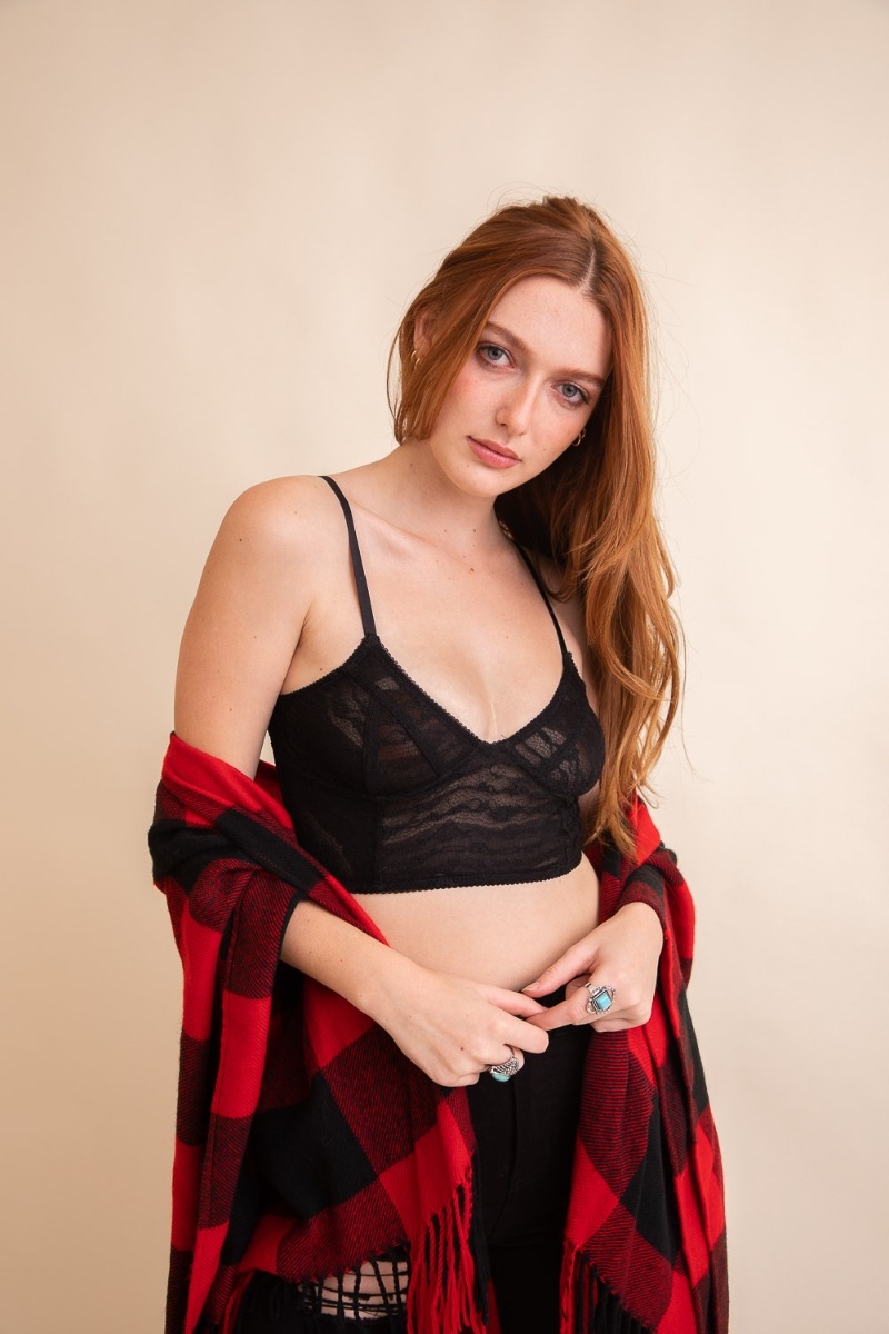 Black soft lace crop top bralette, perfect for casual or stylish layering