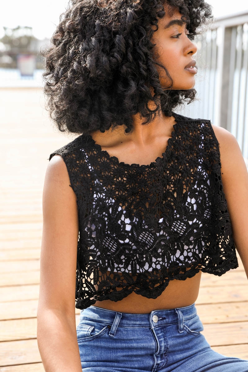 Black Crochet Lace Sleeveless Floral Crop Top Wholesale Vendor Supplier Made in China Low Minimum Cheap Price Profitable High Sell-through Fast Shipping Bulk Order