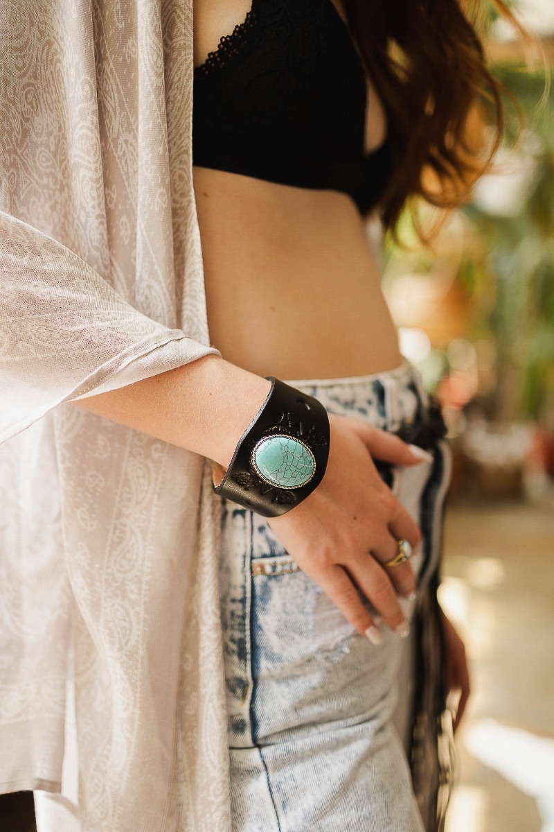 Boho Turquoise Stone Black Leather Cuff Bracelet – Adjustable and Stylish