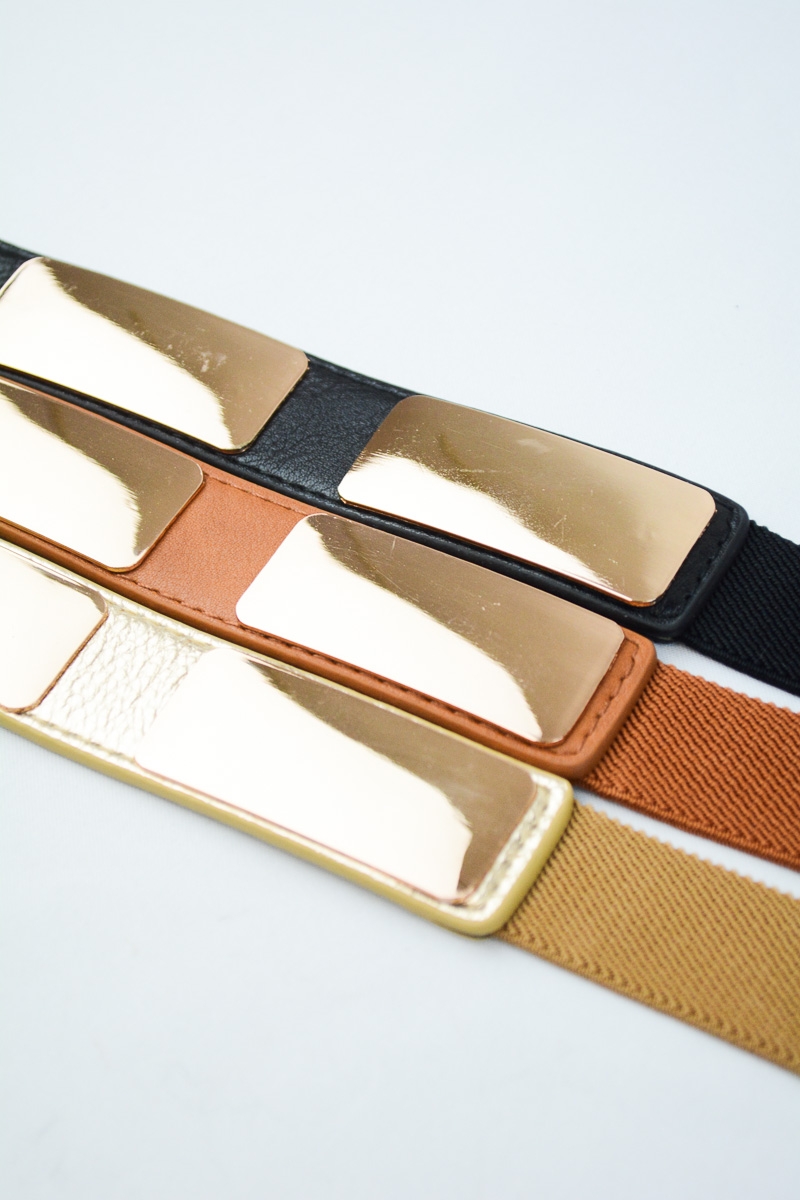 Gold bar elastic belt, detailed close-up view