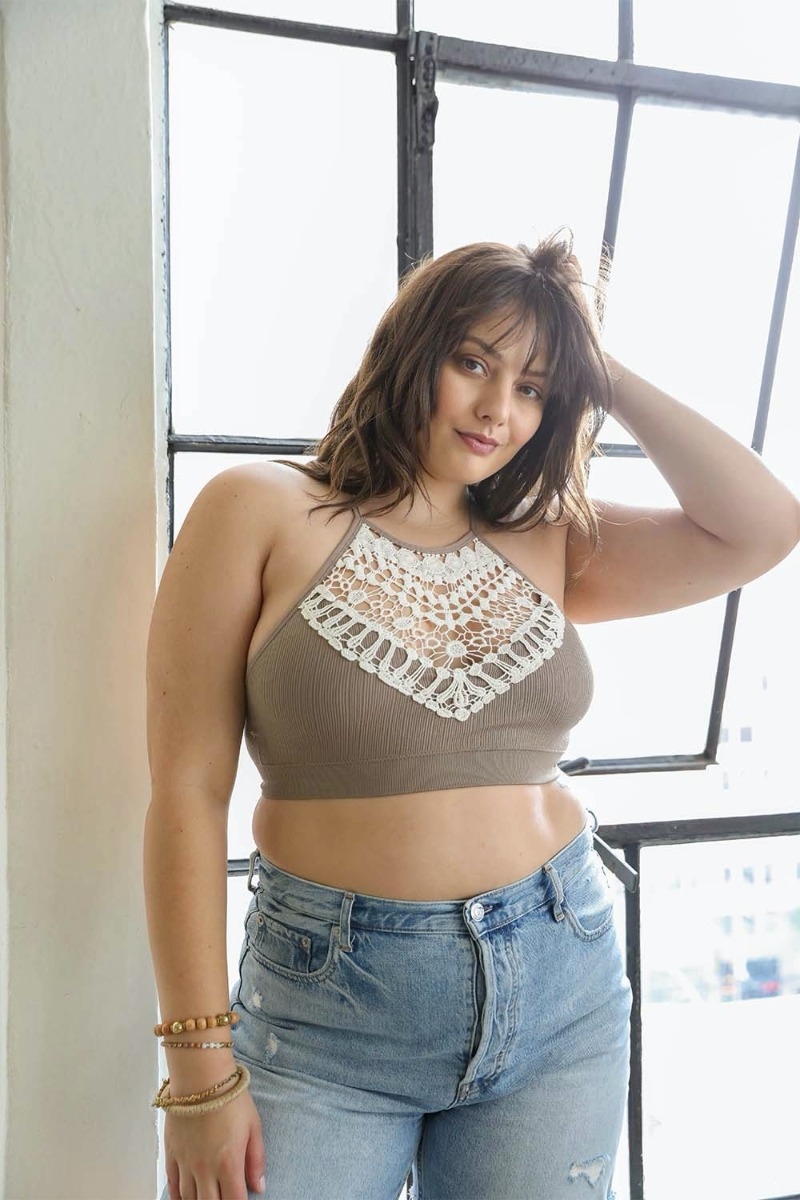 Mocha Extended Size Curvy High Neck Crochet Plus Size Lace Bralette Wholesale