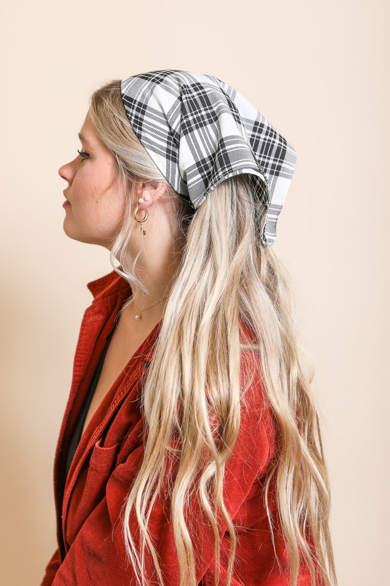Cute Classic Plaid Triangle Flannel Head Scarf Wholesale Accessories Supplier Leto High Quality Cheap Price