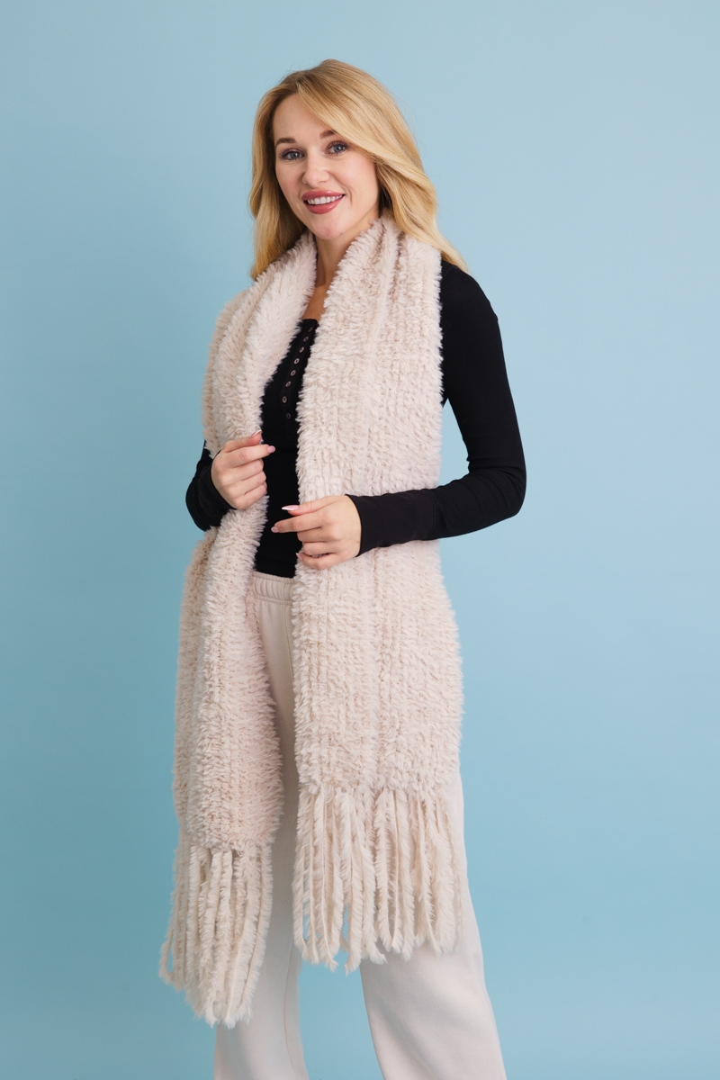 Ultra Soft Furry Winter Scarf with Pockets in Ecru – cozy and warm