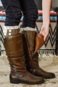 Knitted Lace Boot Cuffs – Warm and Chic Leg Accessories