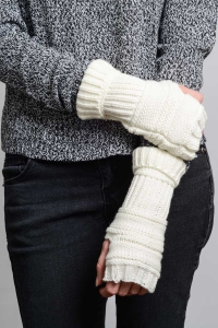 Ribbed Arm Warmers – Cozy and Stylish for Winter Texting