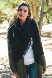 Soft Open Weave Square Scarf – Cozy Layering Essential for Every Season 